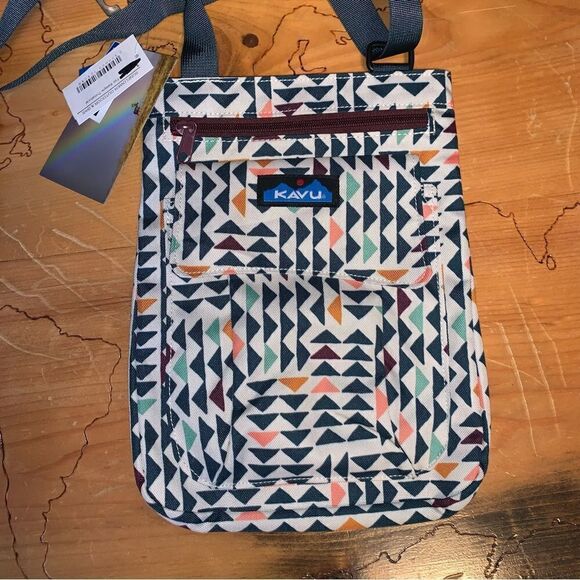 KAVU For Keeps & Renrose Trinatural crossbody bag - Picture 5 of 11